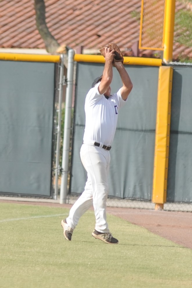 Dragons_2017-11-02 (43).jpg - (c)2010 DeVetter